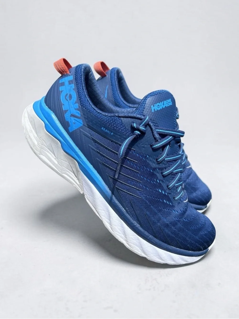 HOKA Men's Arahi 4 Navy Running Shoes